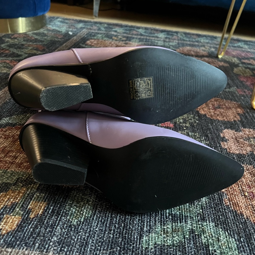 Cider Lavender Heeled Boots with Black Heart Details - Picture 3 of 3